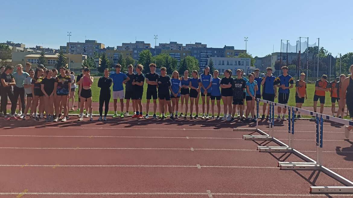 Awans do Mistrzostw Województwa Opolskiego Szkół Licealnych w Lekkoatletyce
