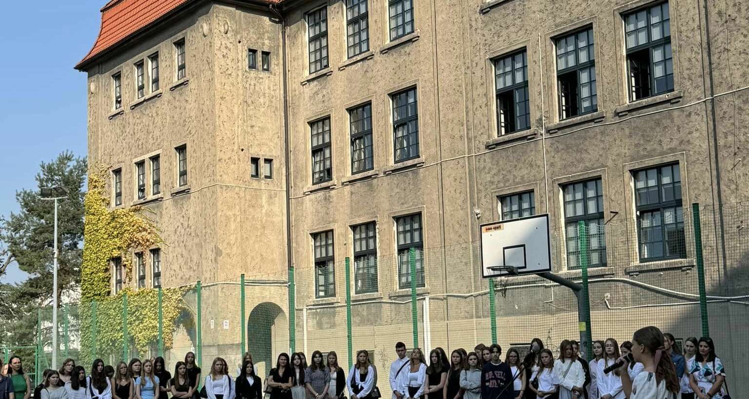 Rozpoczęcie roku szkolnego 2024/25, klasy pierwsze [FOTORELACJA]