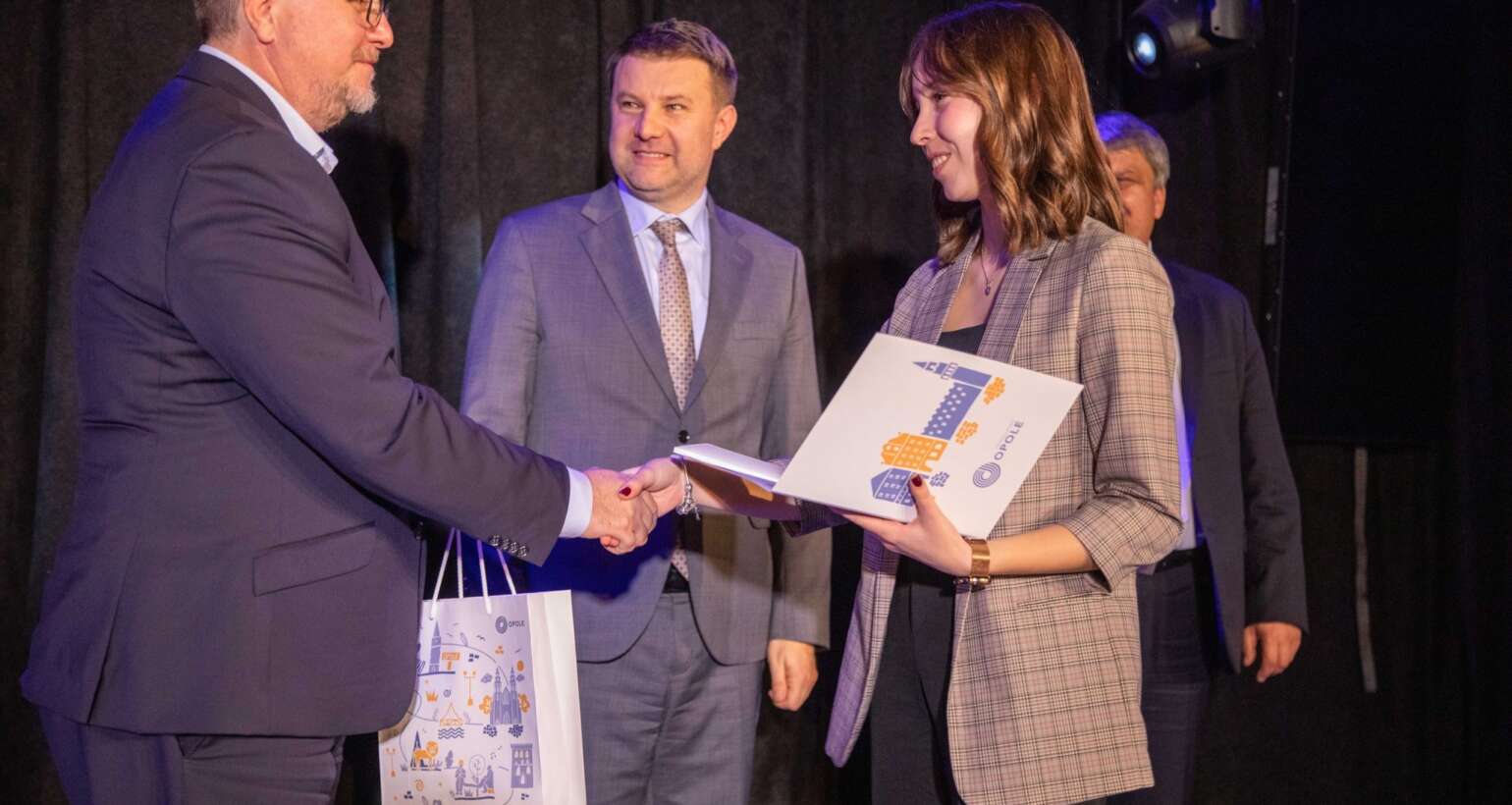 Emily Bartek odebrała wczoraj nagrodę edukacyjną Prezydenta Miasta Opola