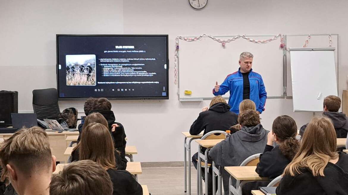 Działalność Szkolnego Klubu Europejskiego