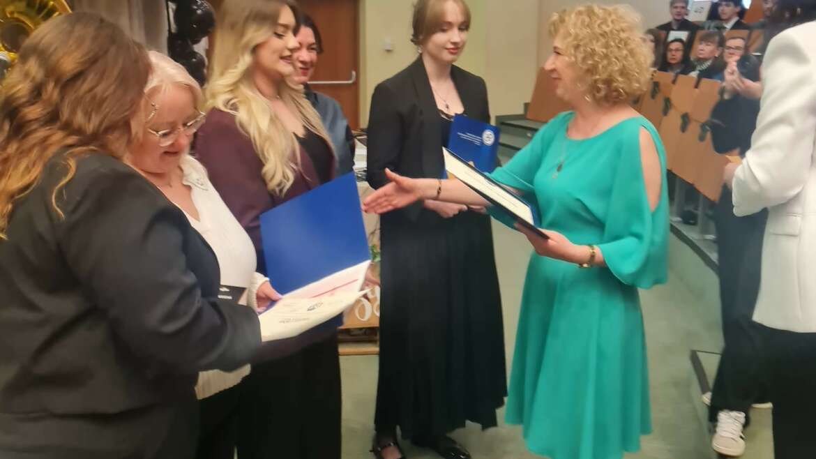 Uroczyście pożegnaliśmy maturzystów