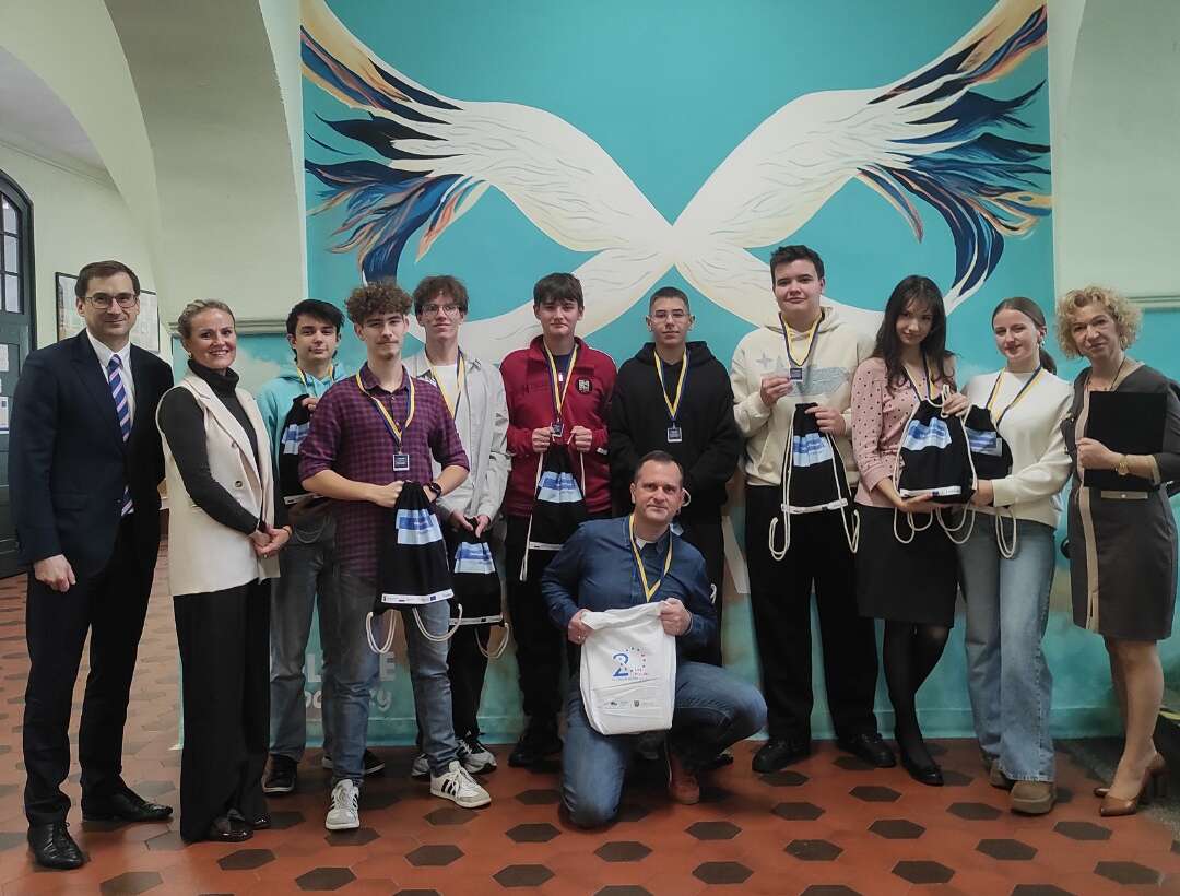 WUP Opole: Jak już informowaliśmy, dziś wręczyliśmy nagrody autorom najlepszego filmu w konkursie „Unia Europejska moimi oczami”.