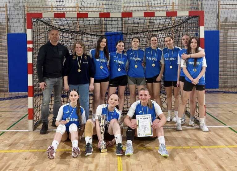 Dziewczęta PLO VIII zostały mistrzyniami Opola w piłce ręcznej w rozgrywkach w ramach Licealiady i tym samym zdobyły awans do Mistrzostw Województwa
