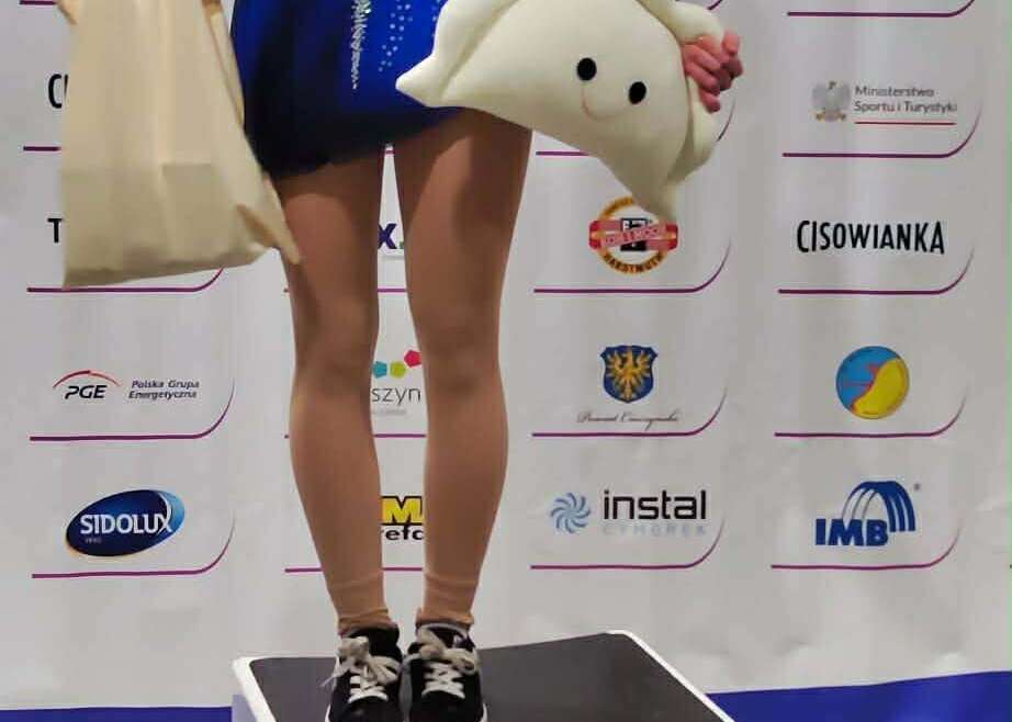 Izabela Pampuch z klasy 2D wystartowała w ogólnopolskich zawodach „Piastowski Piruet” w Cieszynie