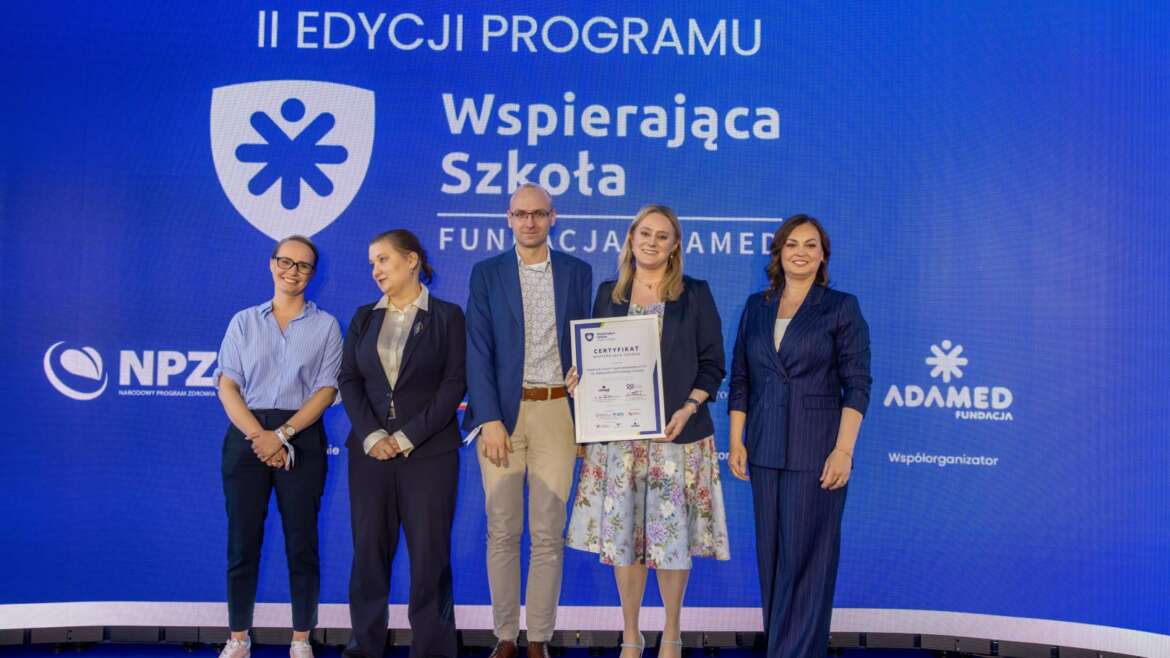 W Ośrodku Rozwoju Edukacji w Warszawie odbyło się uroczyste wręczenie certyfikatu „Wspierająca Szkoła”