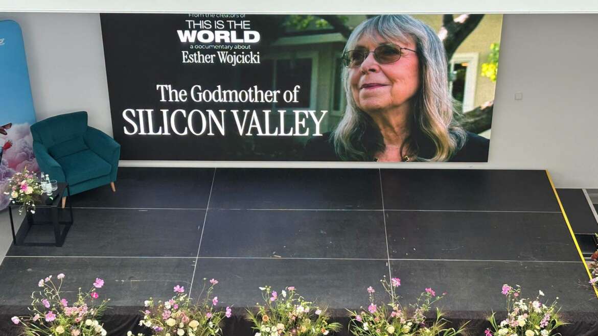 Spotkanie z Panią Esther Wojcicki, nazywaną matką chrzestną Doliny Krzemowej